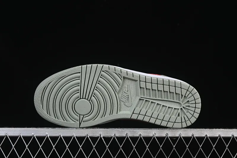 All categories Air Jordan Jordan series basketball shoes Air Jordan 1 Low Air Jordan 1 Low AJ1 Joe 1 white green red low-top cultural casual sneakers 553558-133
